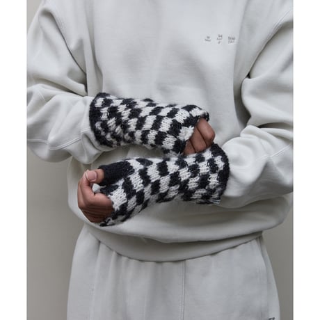 BAL / CHECKERED HAND KNIT GLOVE / BLACK