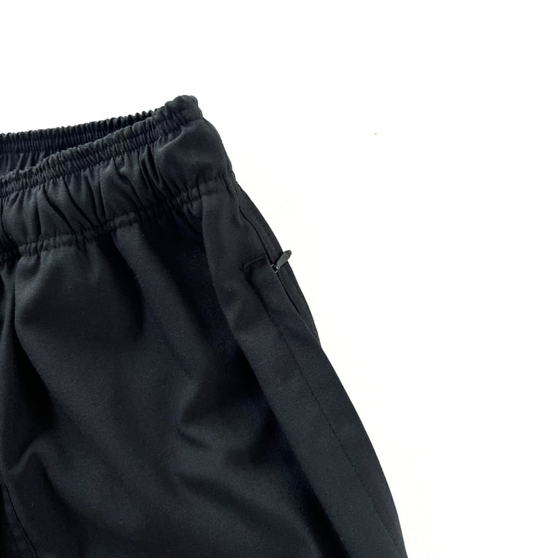 COMFORTABLE REASON / CROPPED SHORTS / WORK BLUE