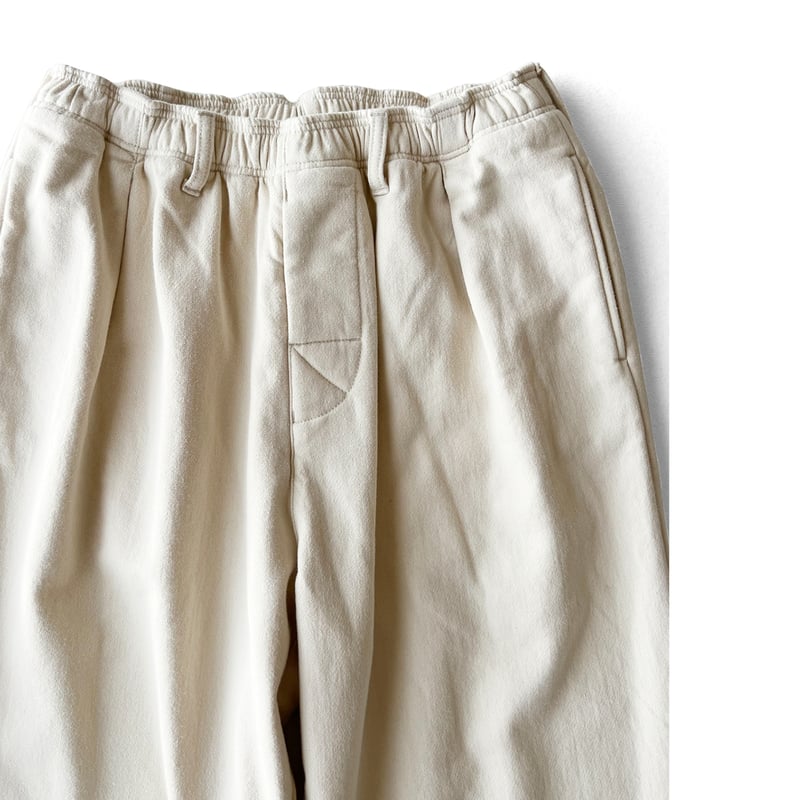 COMFORTABLE REASON / FLEECE BACK SLACKS / IVORY