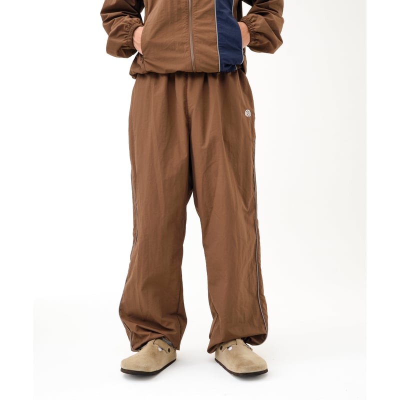 SOL soonerorlater / NYLON TRACK PANTS / BROWN |