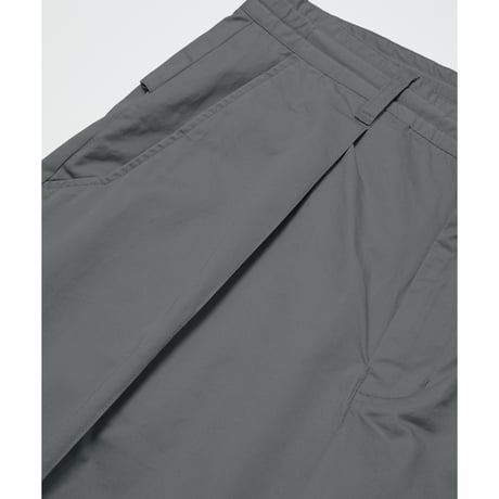 BAL / COTTON TWILL OVER SIZED BERMUDA SHORT / BLACK
