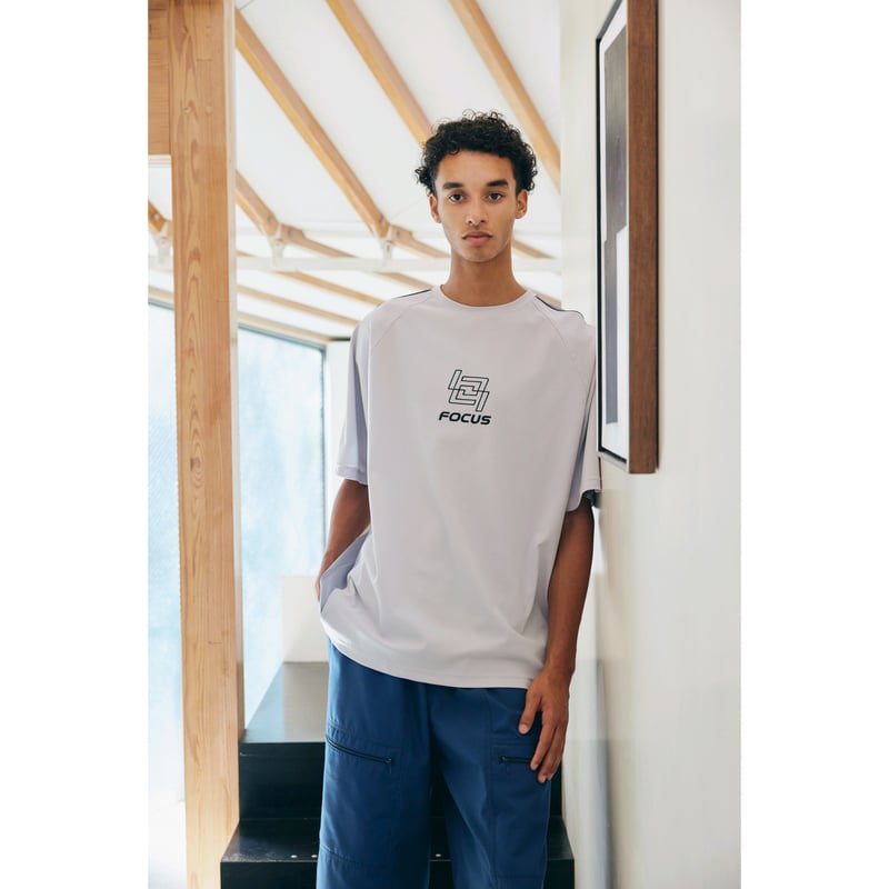 トップス comfortable reason COMFORTABLE REASON / SHIFT THE FOCUS MESH TEE /