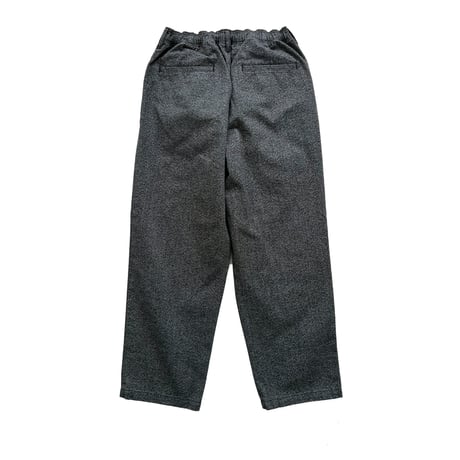 COMFORTABLE REASON / DUCK DAILY SLACKS / BLACK