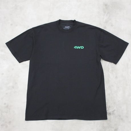 4WD  (4 WORTH DOING) / HALF TONE LOGO SS TEE / BLACK / GREEN