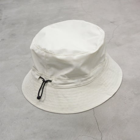 tone / REVERSIBLE HAT / SAND