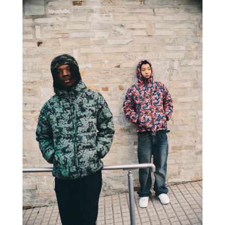 SPECIAL GUEST K.K. / SEX CAMO REVERSIBLE DOWN JACKET / RED / BLACK