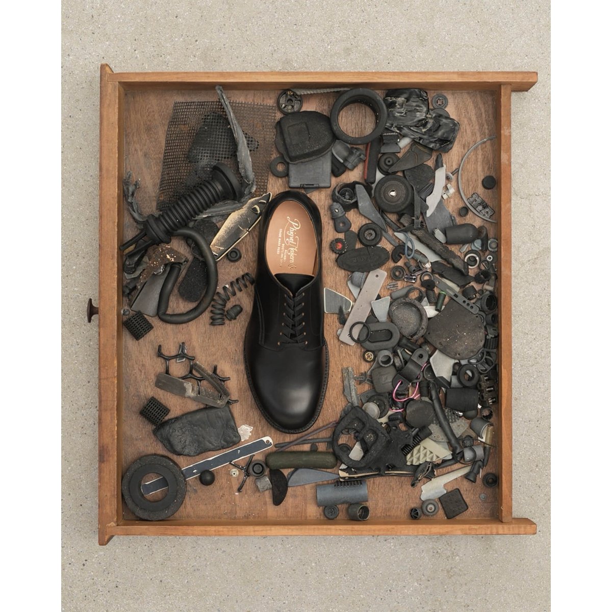 PHIGVEL MAKERS & Co. / SERVICE SHOES / BLACK |