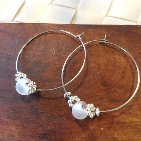 フロストガラス⭐︎  サージカルステンレス⭐︎フープピアス