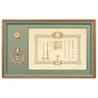【01351・01352】勲記・勲章額/褒章の記・褒章額(本チーク材×緑揉)