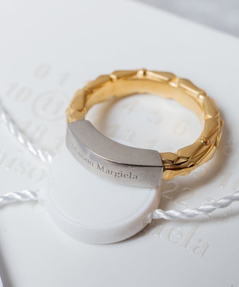 新品］Maison Margielaゴールド＆シルバーロゴバンドリング | unctum
