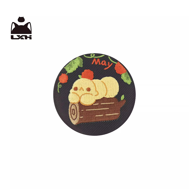 羅小黒戦記 HMCH 比丢ビジュー 刺繍缶バッジ（予約販売） | 面白映画