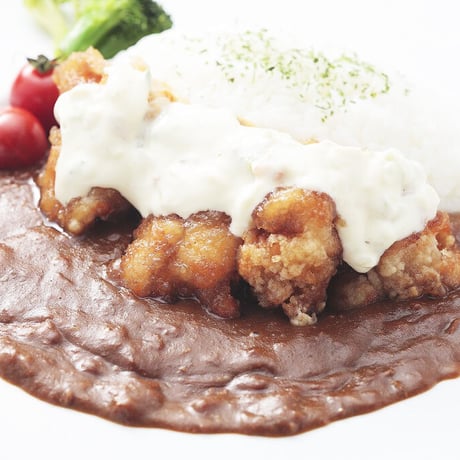 11310008　宮崎名物チキン南蛮カレー　330ｇ
