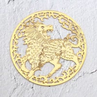 【麒麟】（直径約4cm）