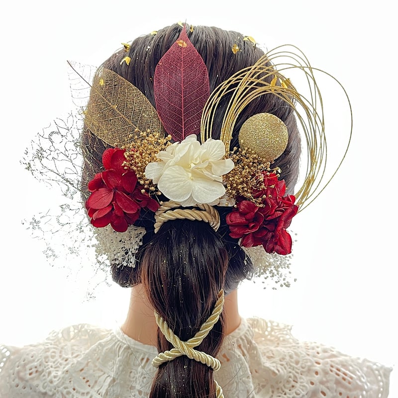 和装髪飾り　水引×金箔×カチューシャ　赤　ホワイト　ゴールド 水引き髪飾り レッド×ホワイト 水引 水引き 金箔 紐 ゴールド水引き