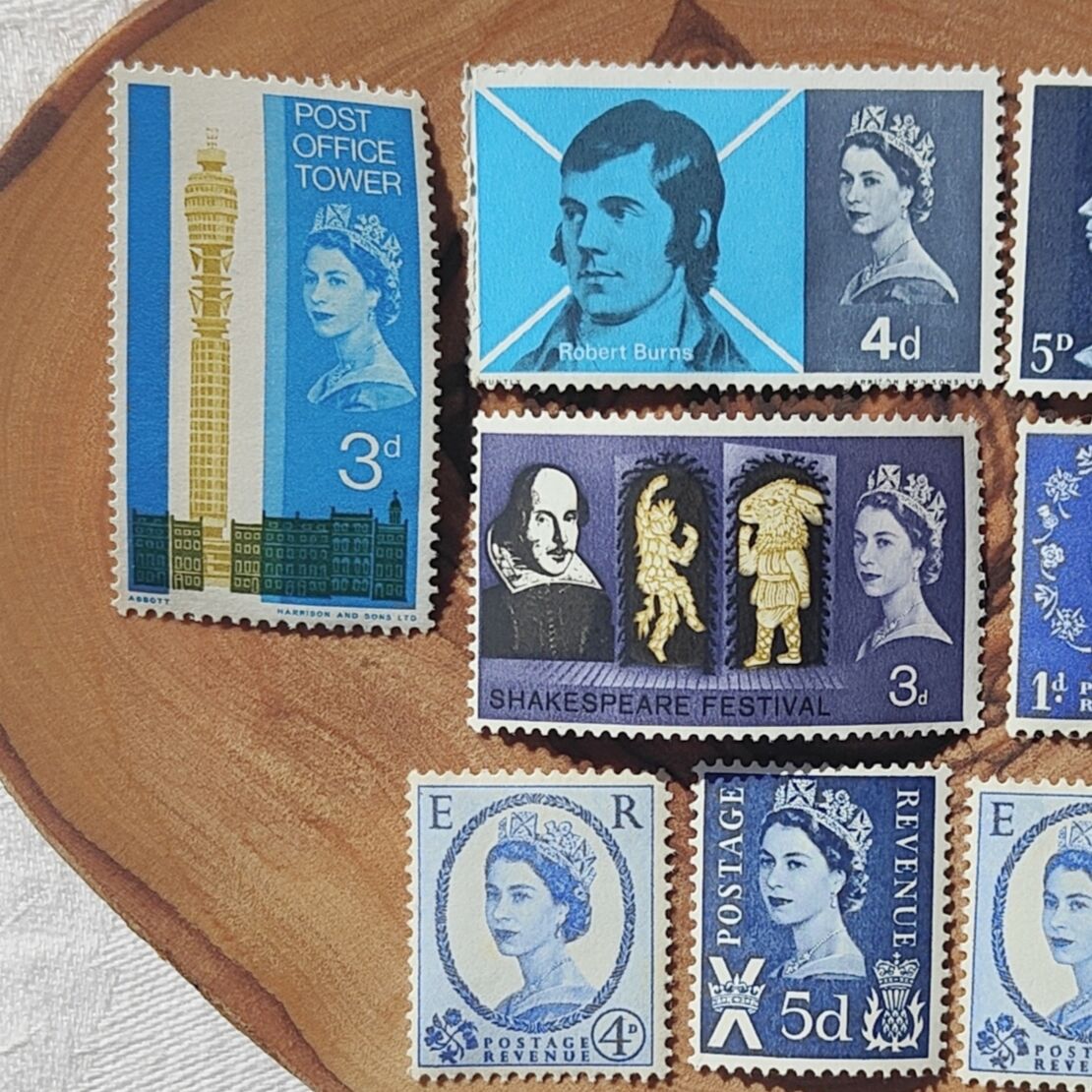 エリザベス女王の古い切手【Blue】B | Tabino Okurimono