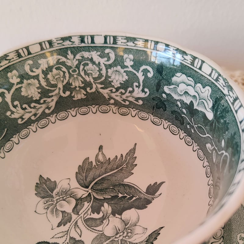 カミラグリーンのカップ＆ソーサー【B】 | Tabino Okurimono