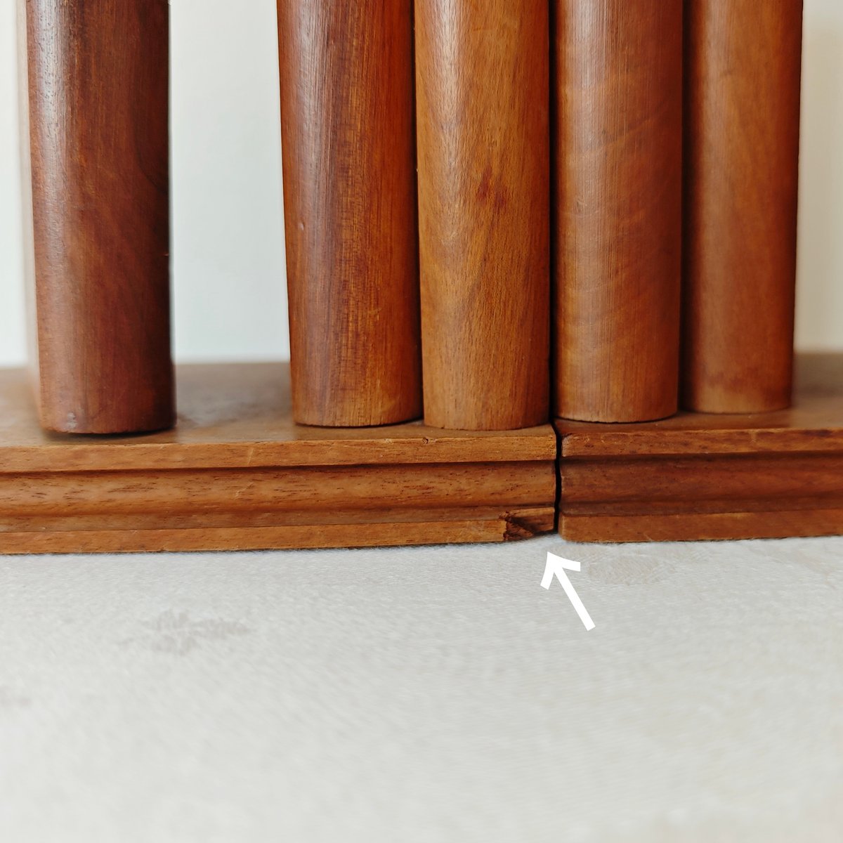 本の形のブックスタンド | Tabino Okurimono