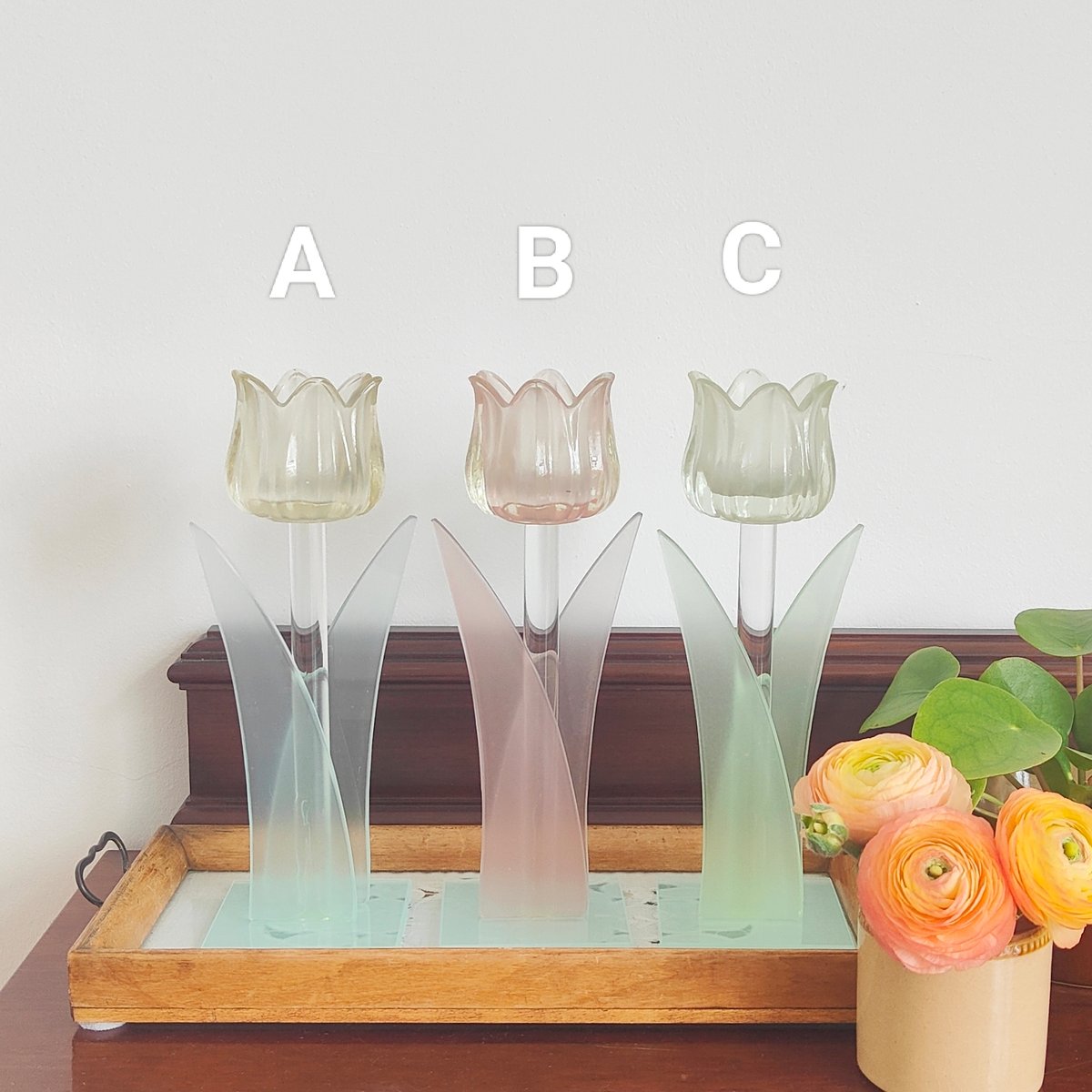 ガラスのチューリップキャンドルホルダー | Tabino Okurimono