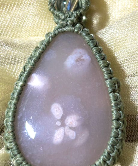 桜瑪瑙ペンダント
