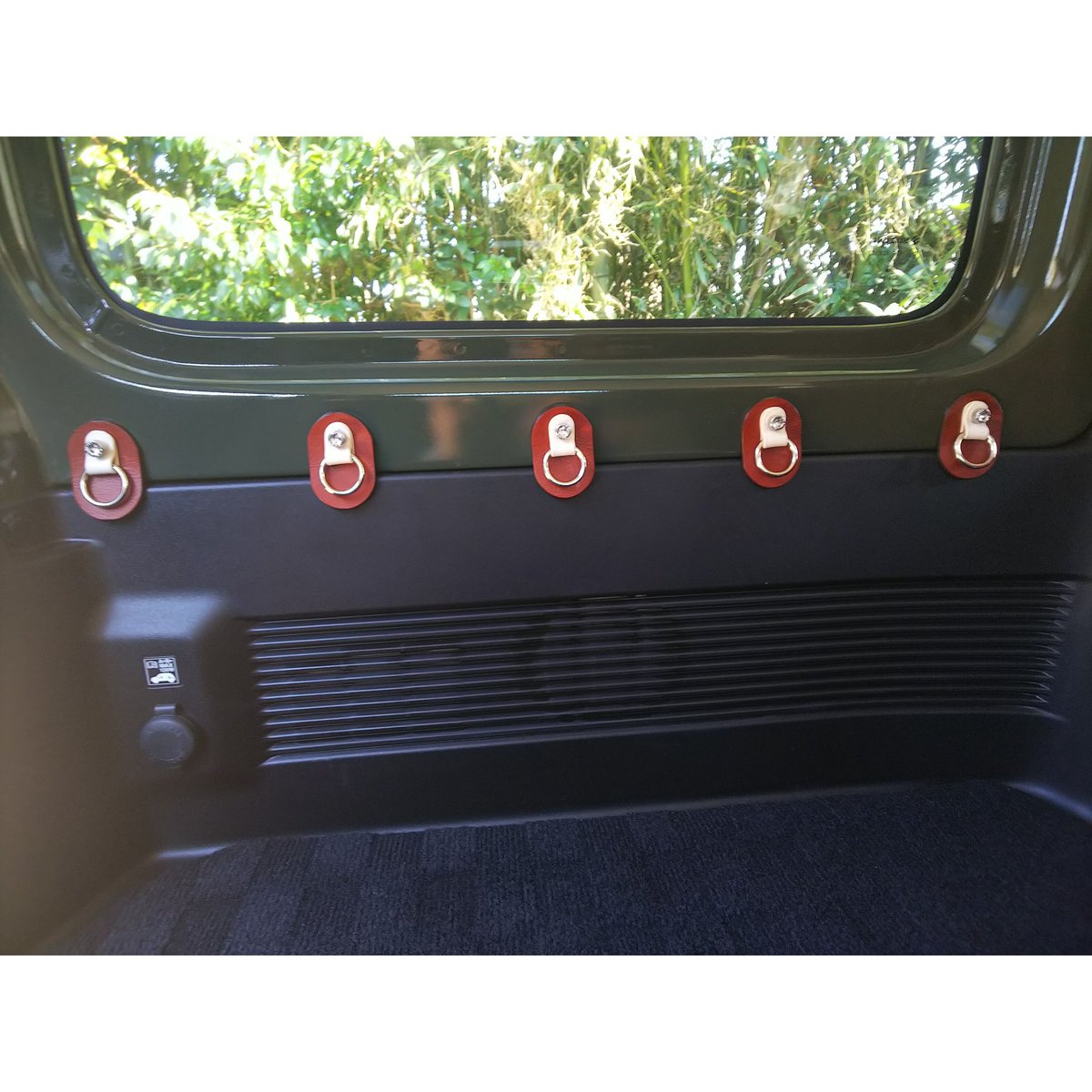 新型ｼﾞﾑﾆｰ荷室用ラゲッジフック 5個セット販売⑨、⑩ | QUZURI