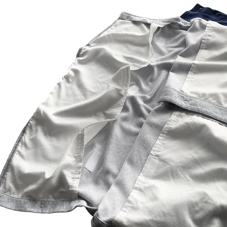 Detachable design 2tone color shirt