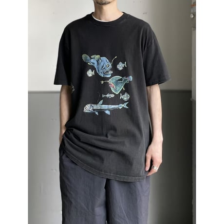 1990's "THE NATURE COMPANY" DEEP SEA FISH Printed Tee