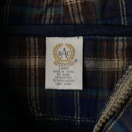 1990's "Nestle" Embroidery logo design half zip hoodie