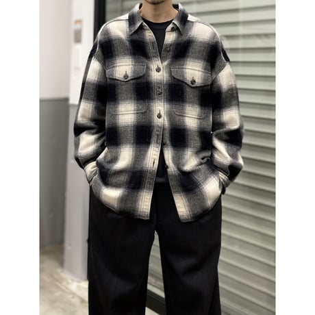 Late-1980's "Liz wear" L/S Ombre patterned wool shirt