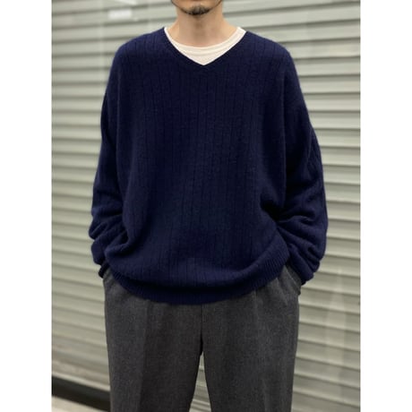 1990's "GEOFFREY BEENE" Cashmere knit sweater