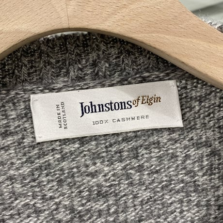 1990's-2000's "Johnstons of Elgin" Cashmere knit cardigan