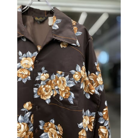 1970's "Mr.Jan" Floral printed open-collar shirt