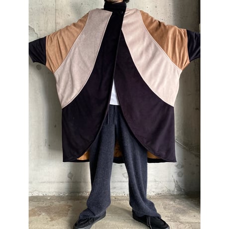 1970's Dolman sleeve design big silhouette coat