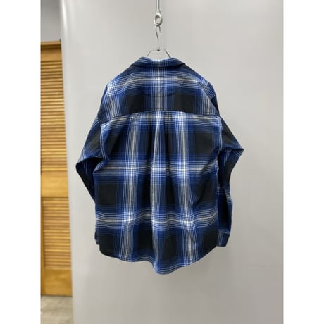 1980's "Liz wear"  Open collar plaid shirt