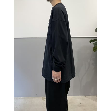 1990's-2000's Long Sleeve Blank Tee With Pocket