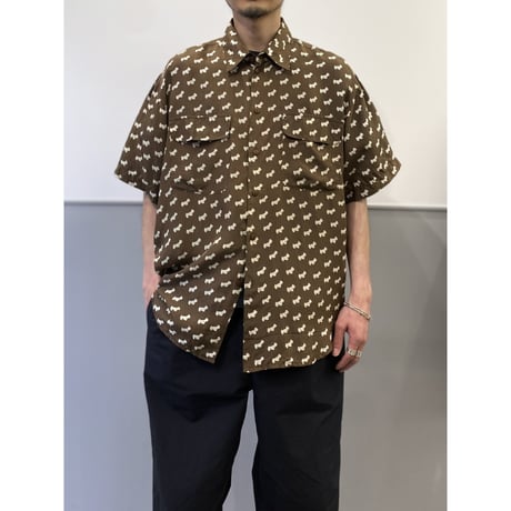 1990's Silk fabric DOG printed short sleeve shirt