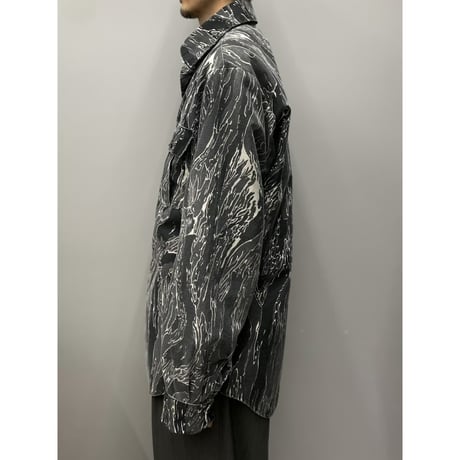 1990's Realtree camouflage long sleeve shirt