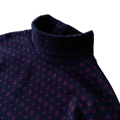 1990's "LANDS' END" Turtle necked cotton cut & sew
