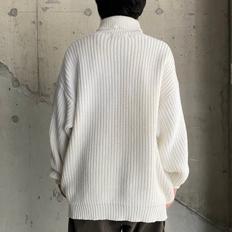 1990's "ORVIS" Turtle necked cotton knit sweater