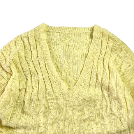 1980's V-necked yellow knit sweater