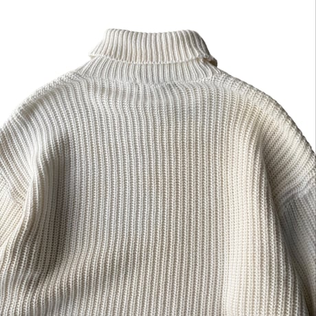 1990's "ORVIS" Turtle necked cotton knit sweater