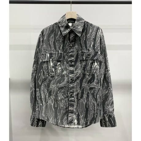 1990's Realtree camouflage long sleeve shirt