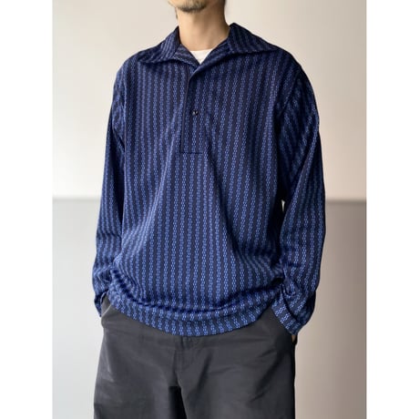 2000's Poly jacquard pullover shirt