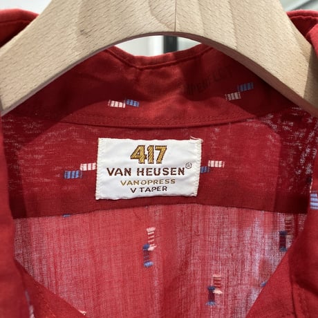 1970's "VAN HEUSEN" Embroidery design long sleeve shirt