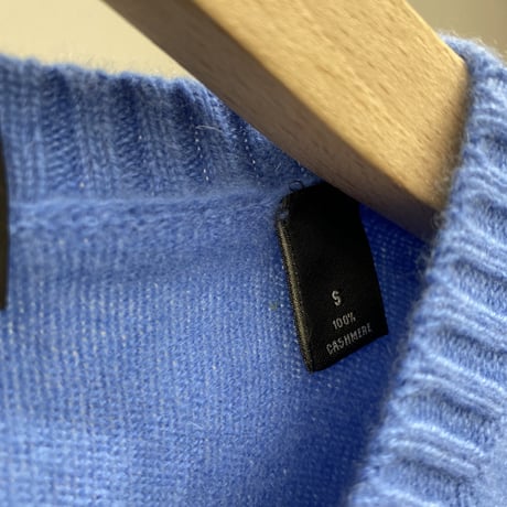 "Neiman Marcus" Cashmere knit sweater