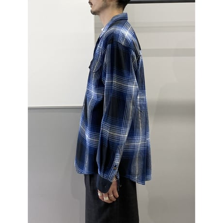 1980's "Liz wear"  Open collar plaid shirt