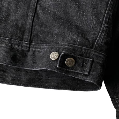 2000's Black denim trucker jacket with blanket liner