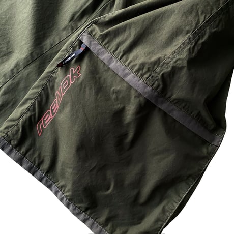2000's "Reebok" zip pocket design short pants