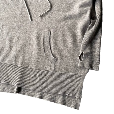 Cashmere fabric finger sleeves hooded knit sweater