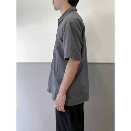 2000’s nylon zip pocket shirt