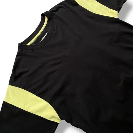 1990's Black × Yellow two-tone color Tee